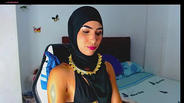 Snapshot of Malikaa__ chatting on 06-03-26, 10:15 Malikaa online show from 06-03-26, 10:15
