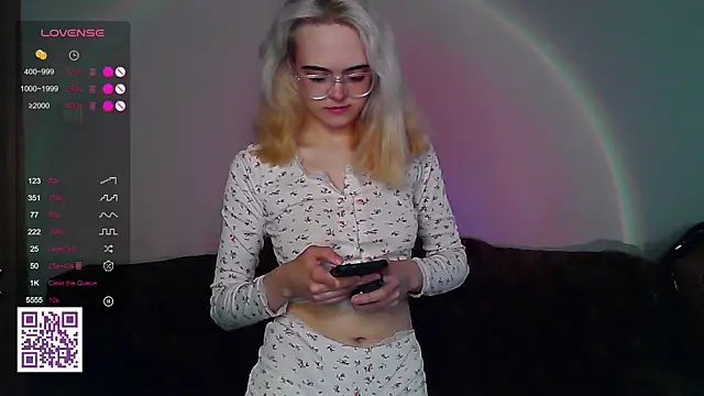 Oxcy Secret online show from 06-18-26, 06:13
