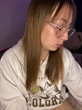 Caamii  online show from 08-05-26, 04:48