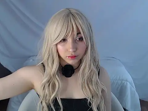 Snapshot of Han_Minji chatting on 07-24-26, 07:12 Han Minji online show from 07-24-26, 07:12