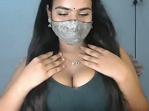 Snapshot of Curvy_Deepa chatting on 07-27-26, 02:24 Curvy Deepa online show from 07-27-26, 02:24