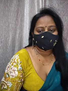 Snapshot of Nithya_ chatting on 06-14-26, 06:54 Nithya online show from 06-14-26, 06:54