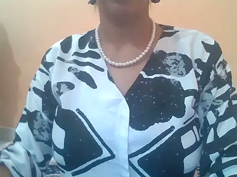 Anna gougeous online show from 06-25-26, 04:34