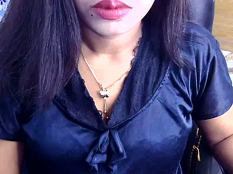 Snapshot of Noor_Zarin27 chatting on 07-14-26, 12:13 Noor Zarin27 online show from 07-14-26, 12:13