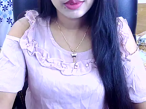 Snapshot of Noor_Zarin27 chatting on 07-17-26, 09:41 Noor Zarin27 online show from 07-17-26, 09:41