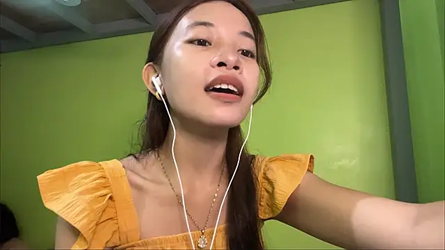 CharisseQuall online show from 06-10-26, 02:45