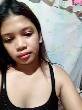 Snapshot of Cutie_Lily02 chatting on 06-04-26, 05:24 Cutie Lily02 online show from 06-04-26, 05:24