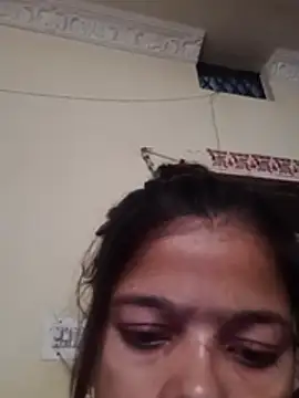 Snapshot of Hot_bhabi0123 chatting on 06-08-26, 06:03 Hot bhabi0123 online show from 06-08-26, 06:03
