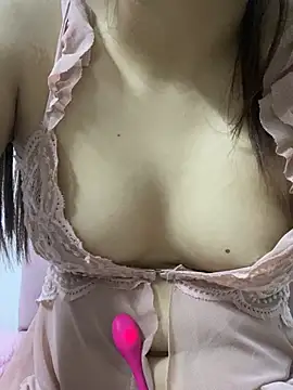 Snapshot of Fiona_babygirl chatting on 07-04-26, 03:29 Fiona babygirl online show from 07-04-26, 03:29