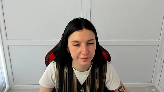 Snapshot of PatteMeoww chatting on 06-11-26, 12:03 PatteMeoww online show from 06-11-26, 12:03