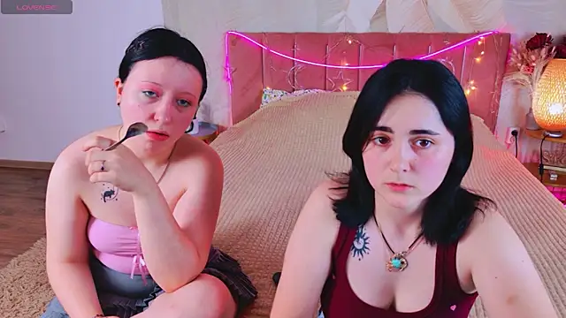 RuthHalll online show from 06-19-26, 10:08