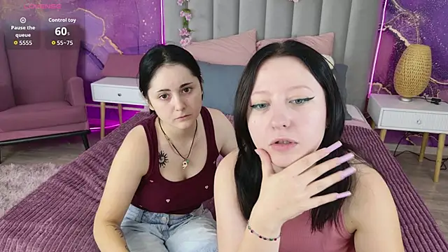 RuthHalll online show from 07-18-26, 10:08