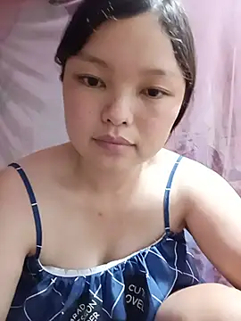 Snapshot of Linna-bae chatting on 07-11-26, 02:42 Linna-bae online show from 07-11-26, 02:42
