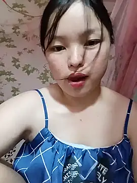 Snapshot of Linna-bae chatting on 07-12-26, 06:04 Linna-bae online show from 07-12-26, 06:04