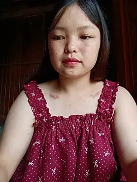 Snapshot of Linna-bae chatting on 07-24-26, 09:40 Linna-bae online show from 07-24-26, 09:40