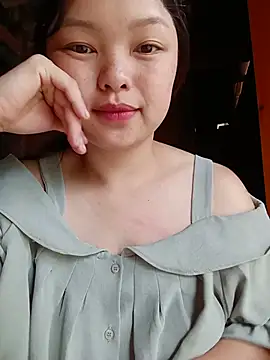 Snapshot of Linna-bae chatting on 08-07-26, 02:46 Linna-bae online show from 08-07-26, 02:46