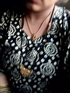 Snapshot of choclaty_charu chatting on 06-08-26, 11:49 choclaty charu online show from 06-08-26, 11:49
