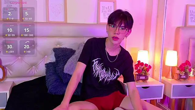 Snapshot of Kim_Adrien chatting on 06-04-26, 03:34 Kim Adrien online show from 06-04-26, 03:34