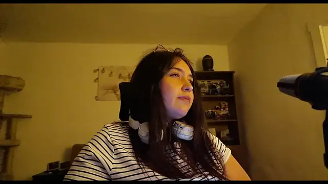 RosieBonbon online show from 06-04-26, 07:09