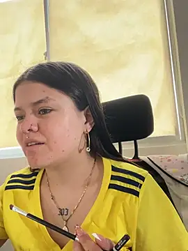 Camila Duarte 2 online show from 06-17-26, 01:23