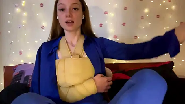 itskylieee online show from 06-16-26, 09:56
