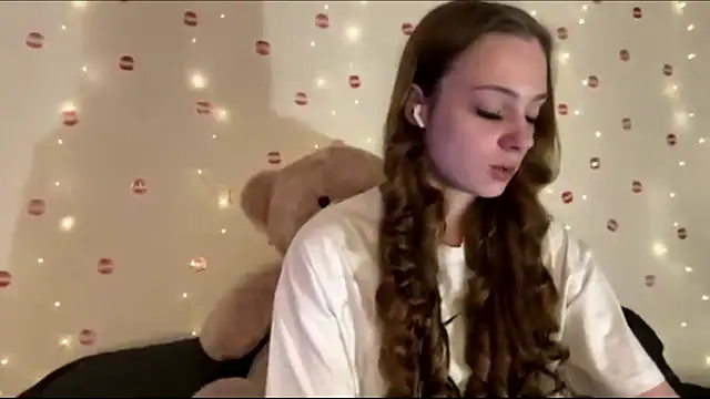 itskylieee online show from 07-26-26, 09:05