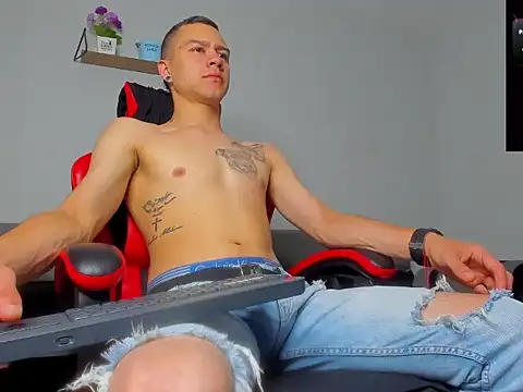 Tayler millers  online show from 07-30-26, 07:57