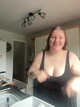 Snapshot of Curvy_Vanilla chatting on 06-11-26, 01:09 Curvy Vanilla online show from 06-11-26, 01:09