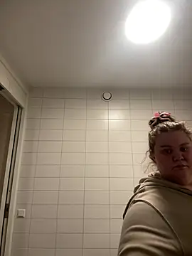chubbyqueenbb online show from 06-06-26, 08:13
