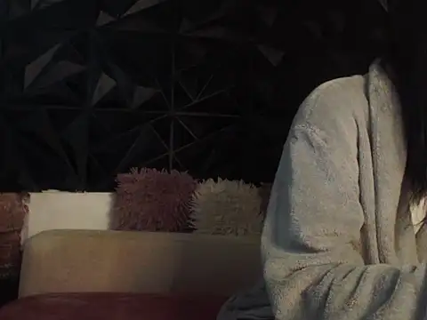 NaughtyRose1 online show from 06-10-26, 03:50