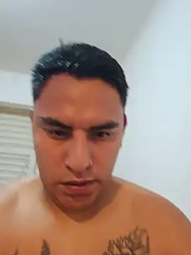 Snapshot of perez2953 chatting on 07-17-26, 02:40 perez2953 online show from 07-17-26, 02:40