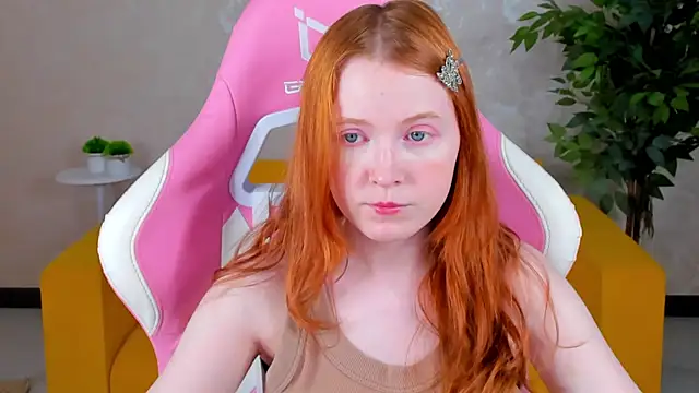 ari-kittyy online show from 06-23-26, 04:10
