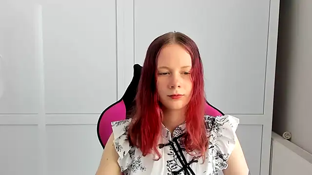 Skylar spring online show from 06-30-26, 06:47