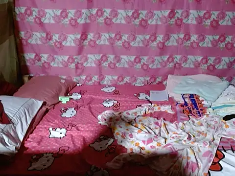 Itsme Foxy Shantale online show from 07-28-26, 10:54