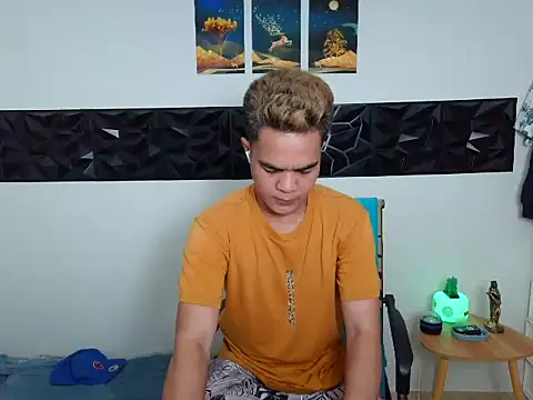 yourmikexxx online show from 07-25-26, 10:29