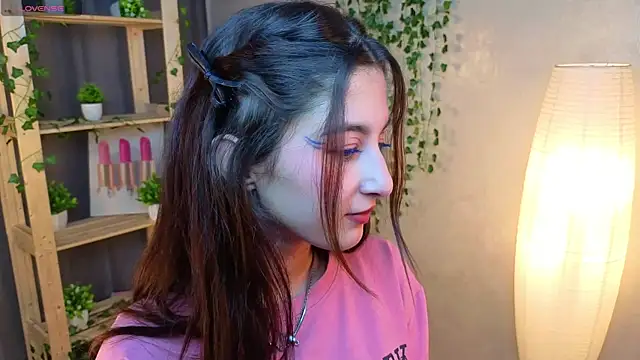 Snapshot of JasminKitany chatting on 06-08-26, 04:51 JasminKitany online show from 06-08-26, 04:51