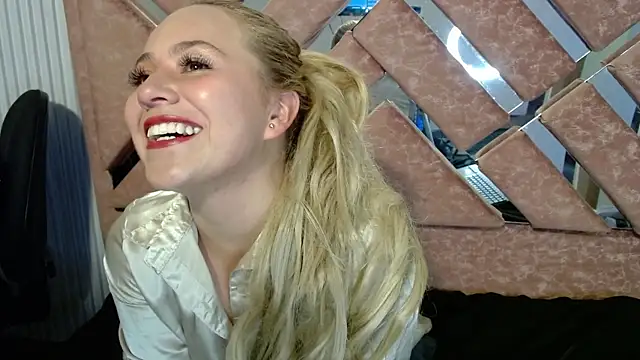 Angeel white25 online show from 07-09-26, 07:40