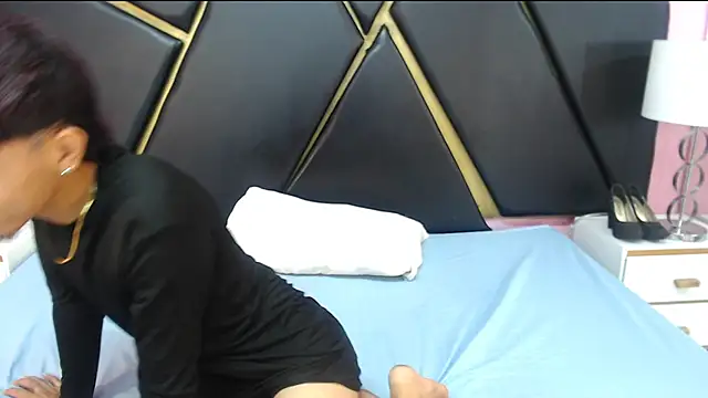 TheHotSaulito online show from 06-10-26, 07:24
