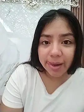 Snapshot of Amber_Herrera chatting on 06-10-26, 12:15 Amber Herrera online show from 06-10-26, 12:15