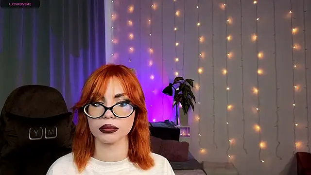 Velvet  Kiss online show from 07-21-26, 01:35