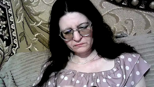 Snapshot of Dear_Annet chatting on 06-07-26, 07:17 Dear Annet online show from 06-07-26, 07:17