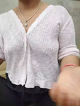 candyyy19 online show from 07-24-26, 10:46