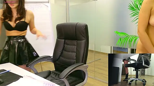 Snapshot of BabesGoWild chatting on 02-10-25, 11:55 BabesGoWild online show from 02-10-25, 11:55