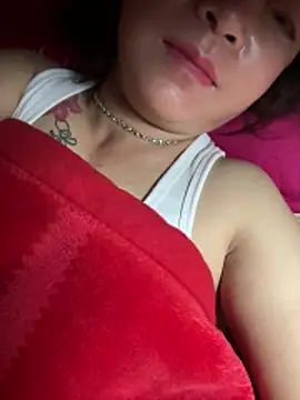 Snapshot of -Naty- chatting on 06-06-26, 02:27 -Naty- online show from 06-06-26, 02:27