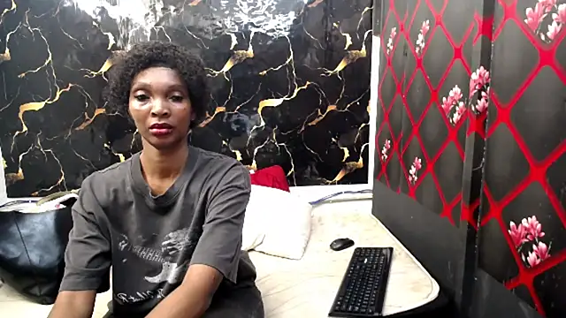 Caramelminxx  online show from 07-26-26, 07:59