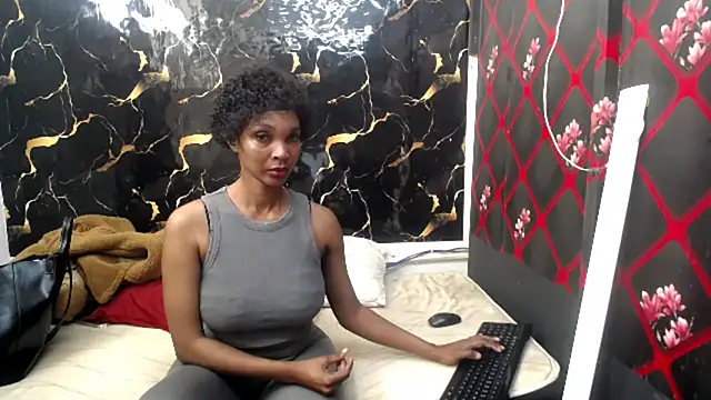 Caramelminxx  online show from 07-31-26, 08:36
