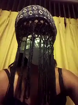 queen shelly online show from 06-11-26, 06:50