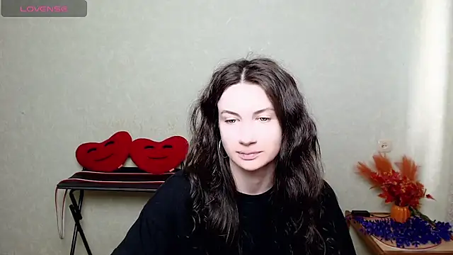 Snapshot of LilithRivi chatting on 06-07-26, 01:37 LilithRivi online show from 06-07-26, 01:37