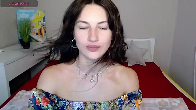 Snapshot of LilithRivi chatting on 08-08-26, 03:47 LilithRivi online show from 08-08-26, 03:47