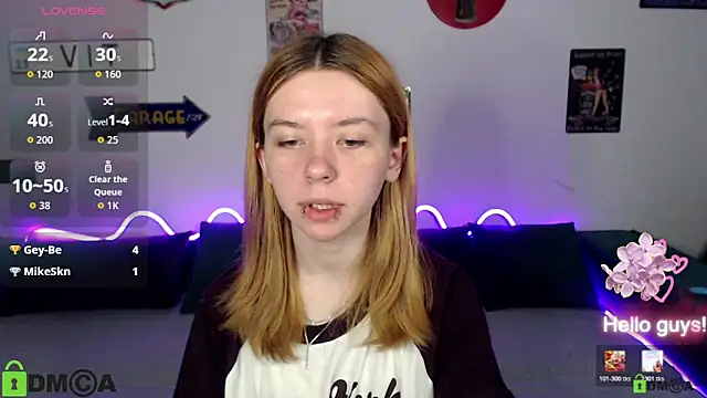 CarolInWonderland online show from 06-17-26, 07:11